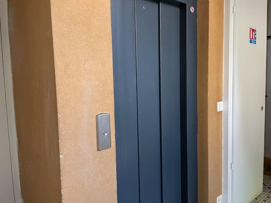 Studio Proche De La Gare ! Apartment โลซาน ภายนอก รูปภาพ