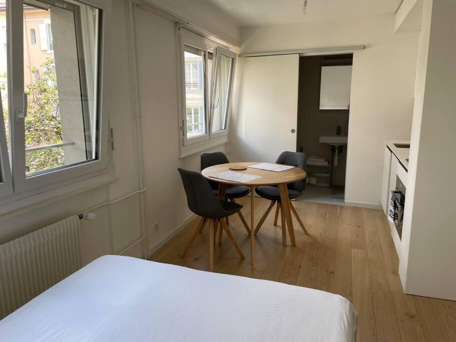 Studio Proche De La Gare ! Apartment โลซาน ภายนอก รูปภาพ